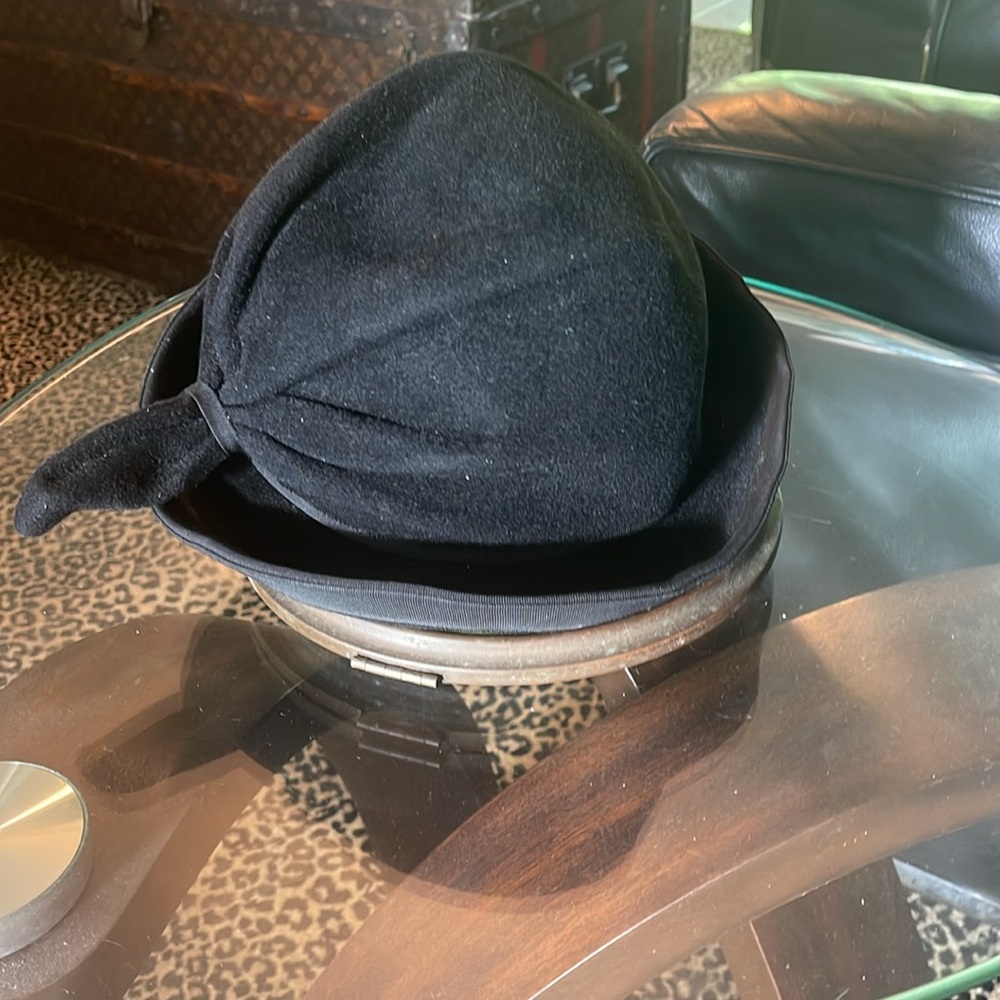 Hermes hat   made in Paris - Picture 8 of 9